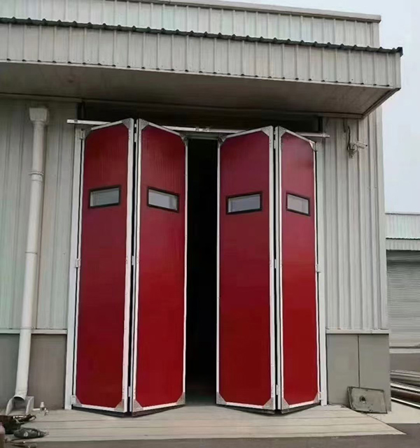 克拉玛依工业折叠门在大型装配车间出入口的应用实例